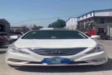 现代 索纳塔八