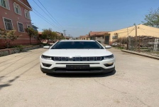 Jeep 指南者