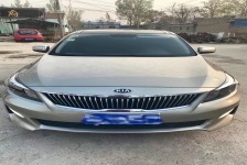 起亚 K4