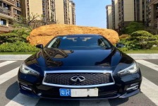 英菲尼迪Q50