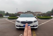 起亚 K4