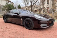 保时捷Panamera
