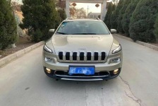 Jeep 自由光