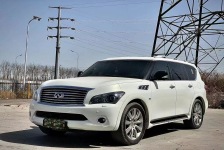 英菲尼迪QX80