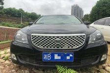 丰田 皇冠