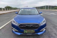 众泰 t300