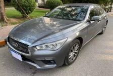 英菲尼迪Q50
