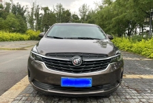 别克GL8