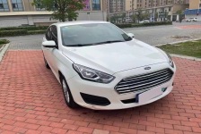 福特 福睿斯