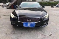 英菲尼迪Q50