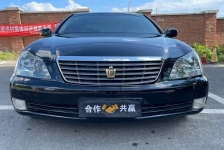 丰田 皇冠
