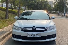 雪铁龙 世嘉三厢