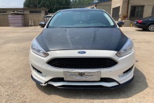 福特 福克斯三厢