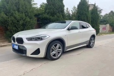 宝马X2