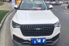 众泰T700