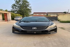 众泰Z300