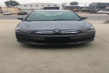 雪铁龙 世嘉两厢