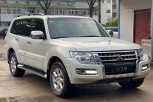 三菱 帕杰罗