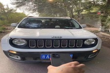 Jeep 自由侠