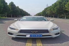 英菲尼迪Q50