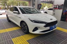 江淮嘉悦A5