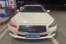 英菲尼迪Q50