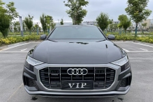 奥迪 Q8