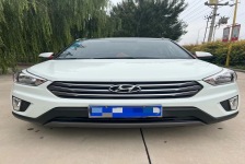 现代 IX25