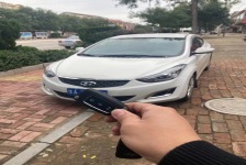 现代 朗动