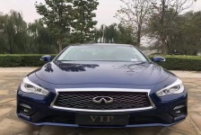 英菲尼迪Q50