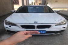 宝马X1