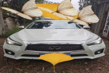 英菲尼迪Q50