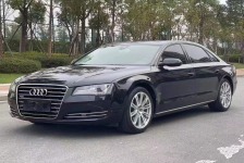 奥迪 A8