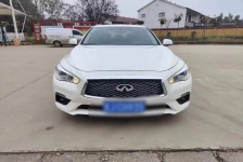 英菲尼迪Q50