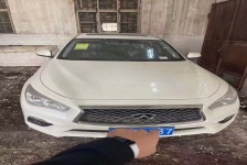 英菲尼迪Q50