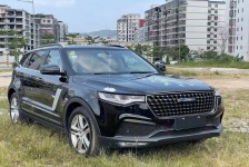 众泰T700