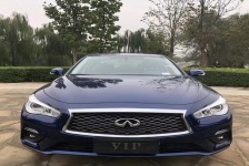 英菲尼迪Q50