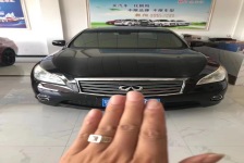 英菲尼迪Q70L