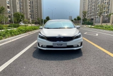 起亚K3