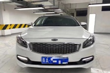 起亚 K4