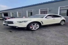英菲尼迪FX