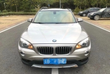 宝马X1