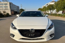 马自达 Mazda3 Axela昂克赛拉两厢