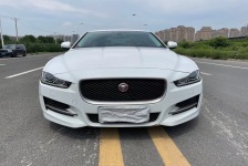 捷豹 XE
