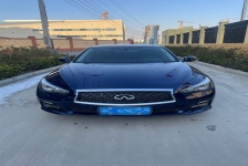 英菲尼迪Q50