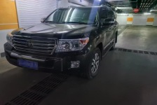 丰田 兰德酷路泽