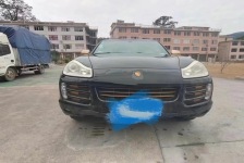 保时捷 卡宴