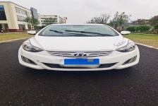 现代 朗动