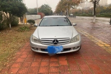 奔驰C级