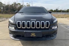 Jeep 自由光